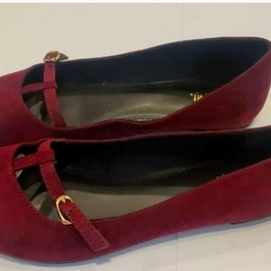Brand new Fioni flats in box burgundy flat shoes